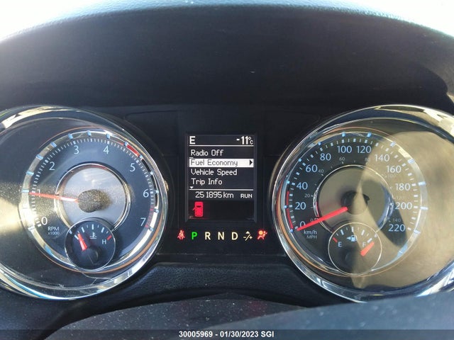 2C4RC1BG0ER351647 Chrysler Town & Country Touring