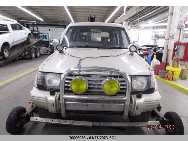 V444052976 Mitsubishi Pajero