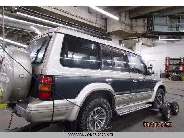 V444052976 Mitsubishi Pajero