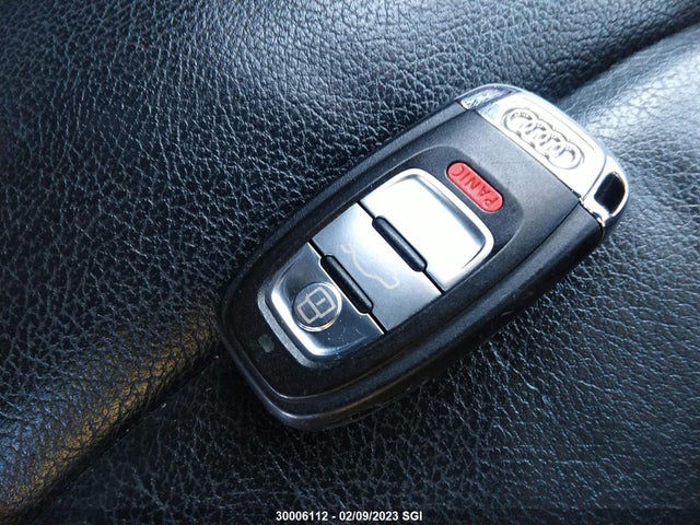 WAUFFCFLXAN039904 Audi A4 Premium Plus