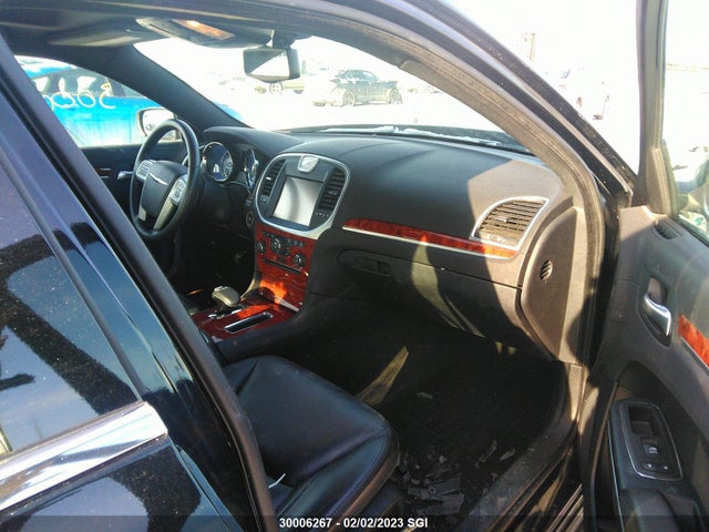 2C3CCARG9EH221050 Chrysler 300