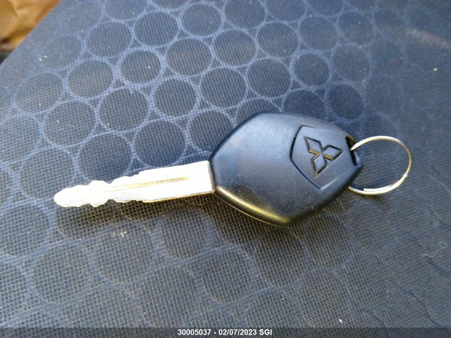 ML32A3HJ1FH055283 Mitsubishi MIRAGE DE