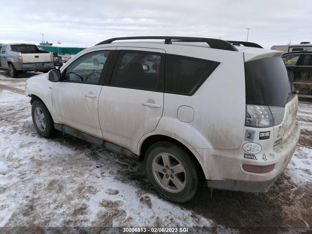 JA4JT3AX3BU611512 Mitsubishi Outlander Se
