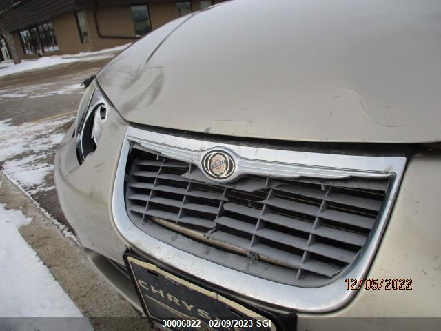 2C3HE66G72H248860 Chrysler 300M