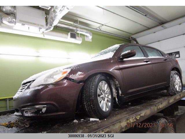 1C3CCBAB4DN610125 Chrysler 200 LX