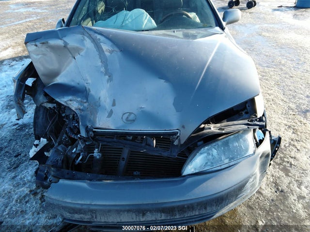 JT8BF28GXW0104846 Lexus ES 300
