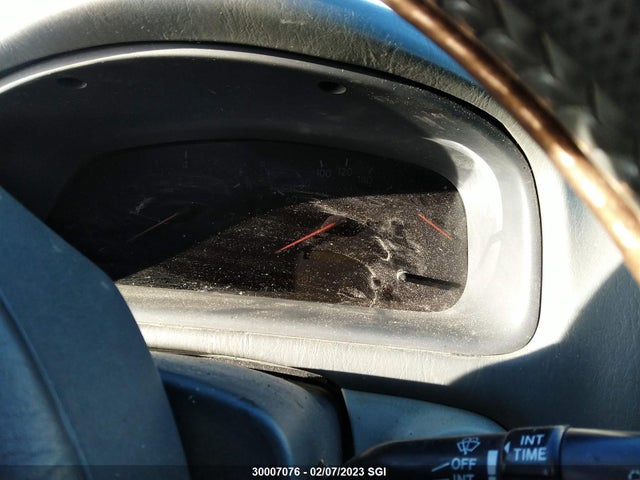 JT8BF28GXW0104846 Lexus ES 300