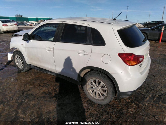 JA4AJ3AU3GZ606963 Mitsubishi RVR SE