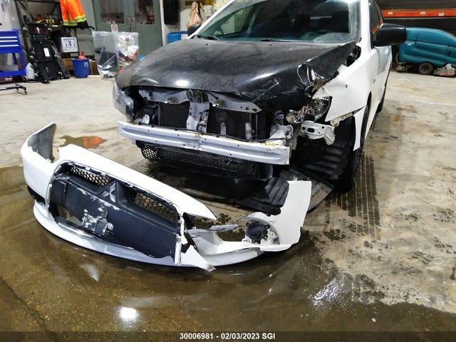 JA32U2FU8FU601319 Mitsubishi LANCER ES