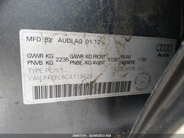 WAUFFCFL6CA113426 Audi A4 PREMIUM