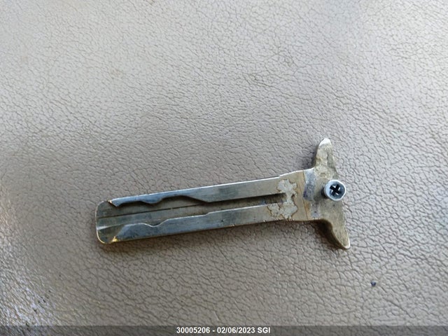 JT6HF10U7X0037364 Lexus RX 300