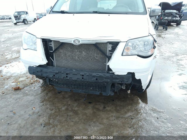 2A4RR5DX3AR163616 Chrysler Town & Country Touring
