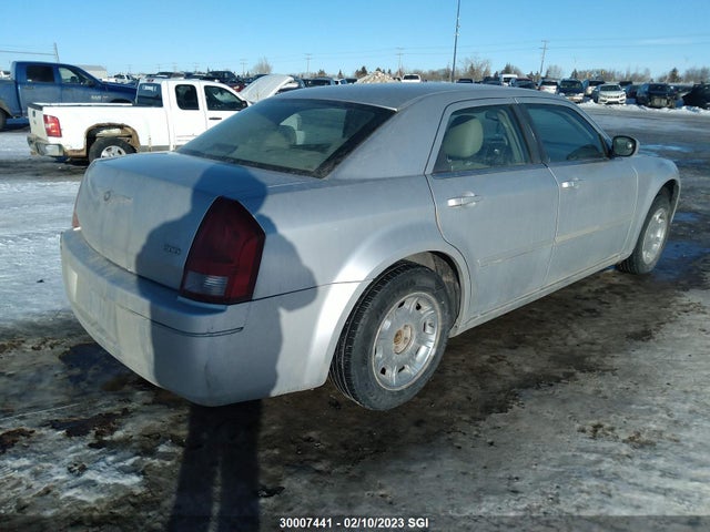 2C3JA53G05H601889 Chrysler 300 Touring