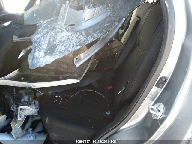 4A4AJ3AUXFE601747 Mitsubishi RVR SE