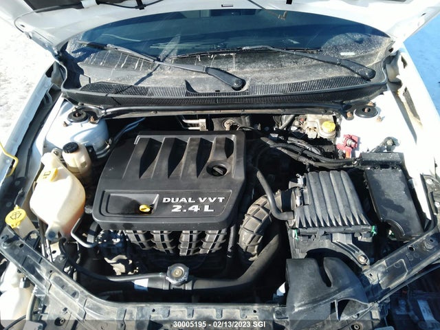 1C3CCBAB0DN617038 Chrysler 200 LX