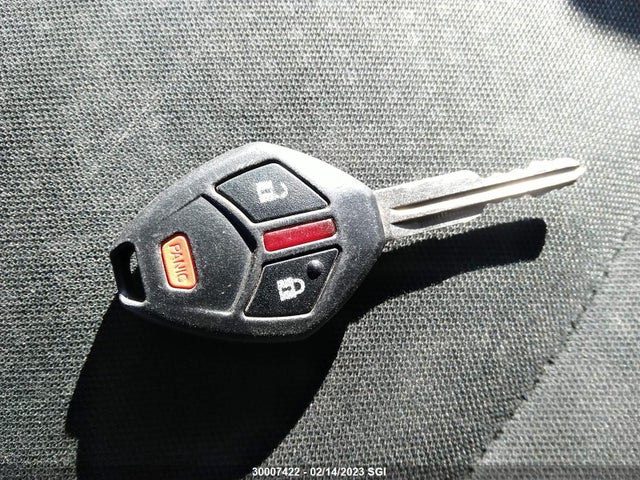 4A4AJ3AU2DE605689 Mitsubishi RVR SE
