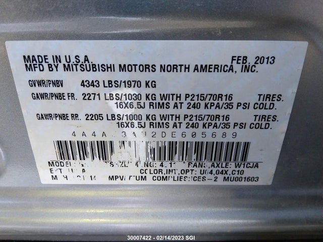 4A4AJ3AU2DE605689 Mitsubishi RVR SE