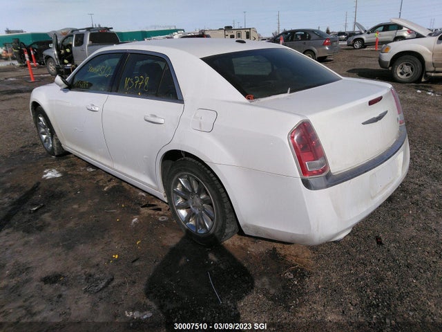 2C3CCAAG9EH175229 Chrysler 300