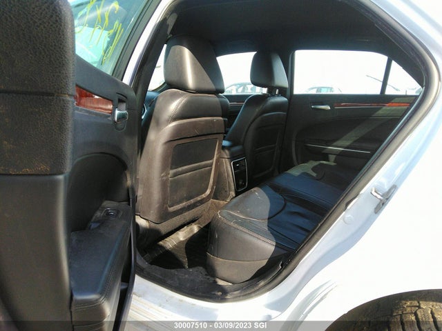 2C3CCAAG9EH175229 Chrysler 300