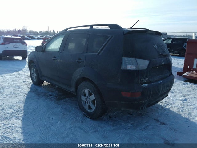 JA4JT3AX0CU603949 Mitsubishi Outlander Se