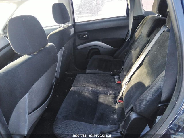 JA4JT3AX0CU603949 Mitsubishi Outlander Se