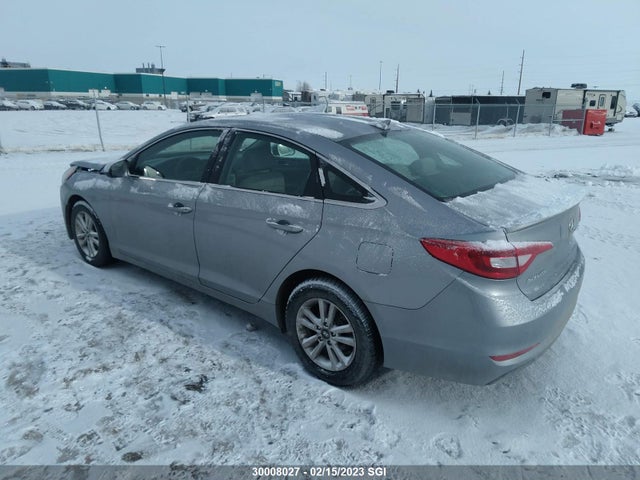 Hyundai SONATA SE 2015 5NPE24AFXFH050605 Image 4
