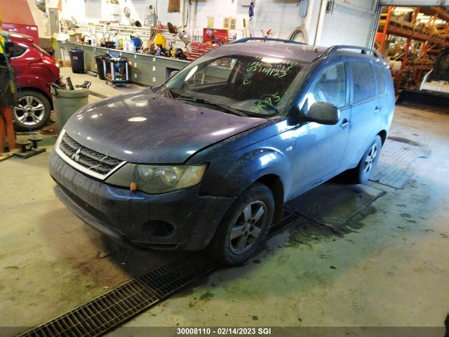 JA4MT31X87Z601890 Mitsubishi Outlander Ls