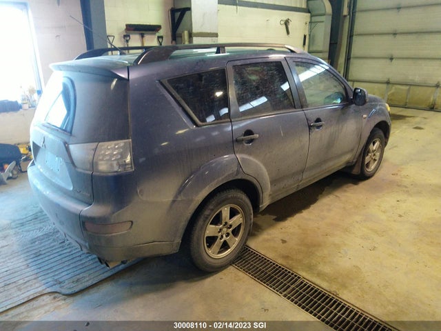 JA4MT31X87Z601890 Mitsubishi Outlander Ls