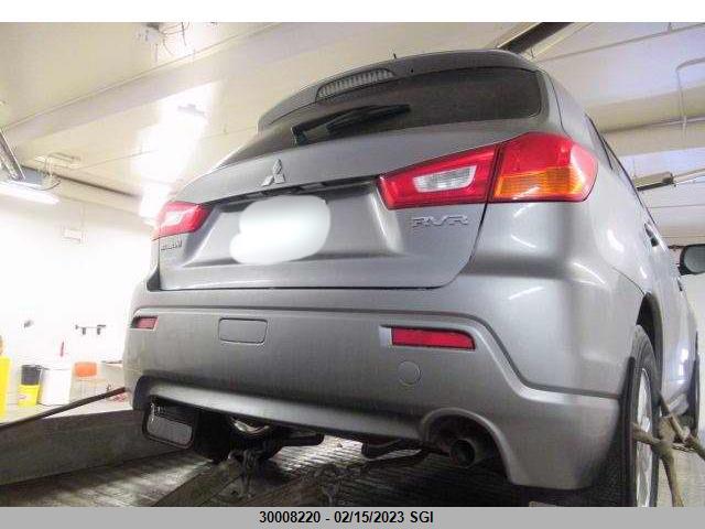 JA4AJ3AU8CZ601753 Mitsubishi RVR SE