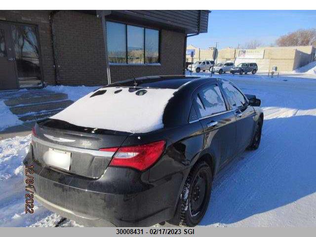 1C3BC2FG4BN512631 Chrysler 200 Limited