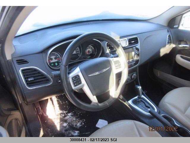 1C3BC2FG4BN512631 Chrysler 200 Limited