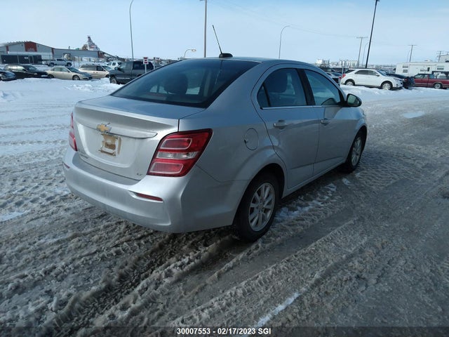 Chevrolet SONIC LT 2017 1G1JD5SH4H4158119 Image 4