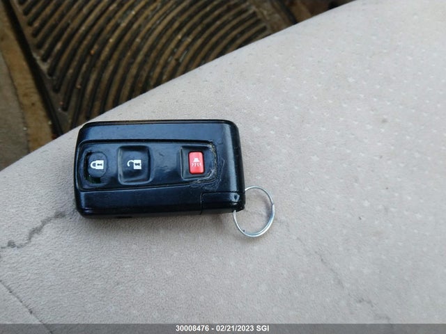 Toyota PRIUS 2005 JTDKB20U153070436 Image 3