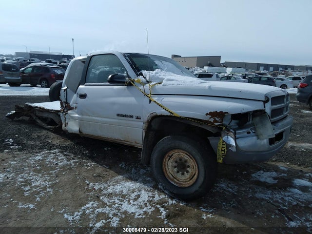 2002 3B7KF23Z52M275957 главное изображение