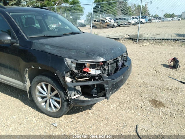 Volkswagen Tiguan Wolfsburg 2017 WVGNV7AX1HW505996 Image 7