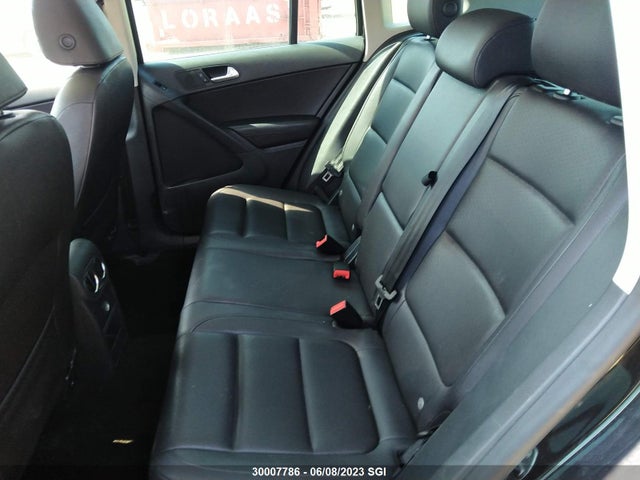 Volkswagen Tiguan Wolfsburg 2017 WVGNV7AX1HW505996 Image 9