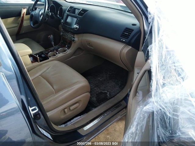 Toyota Highlander Limited 2013 5TDDK3EH6DS273619 Image 5