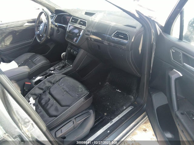3VV4B7AX3MM059452 Volkswagen Tiguan Sel Premium R-line