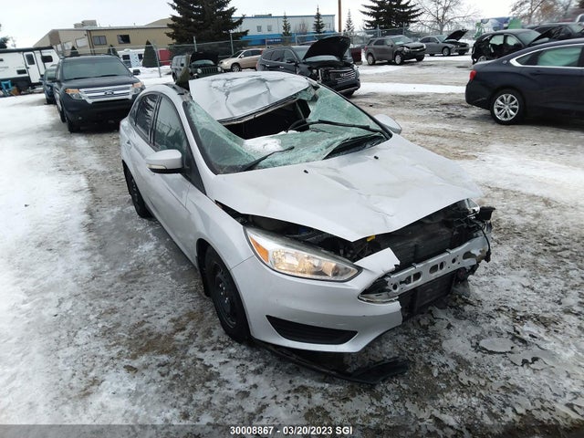 Ford FOCUS SE 2015 1FADP3F25FL331838 zdjęcie główne