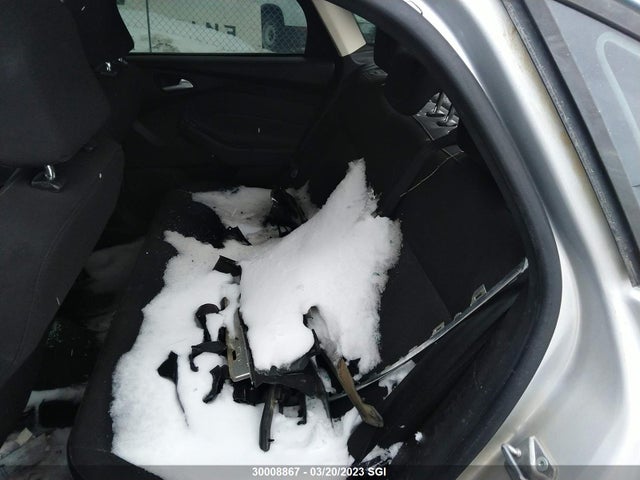 Ford FOCUS SE 2015 1FADP3F25FL331838 Image 8