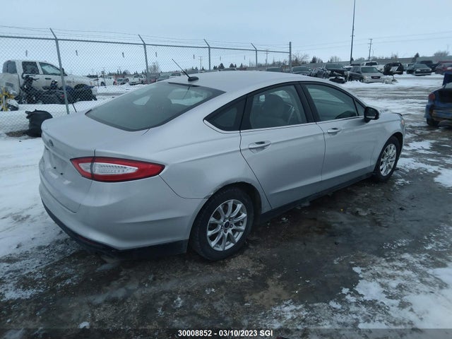 30008852 :رقم المزاد ، 3FA6P0G79GR220519 vin ، 2016 Ford Fusion S مزاد بيع