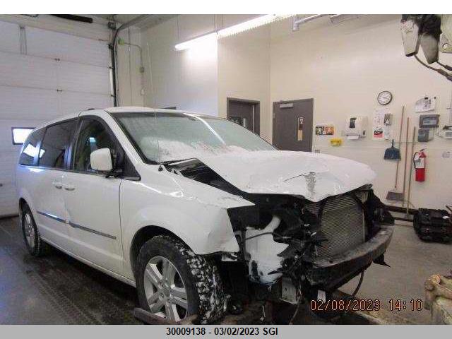 Dodge Grand Caravan Crew 2016 2C4RDGDG0GR362163 Image 2