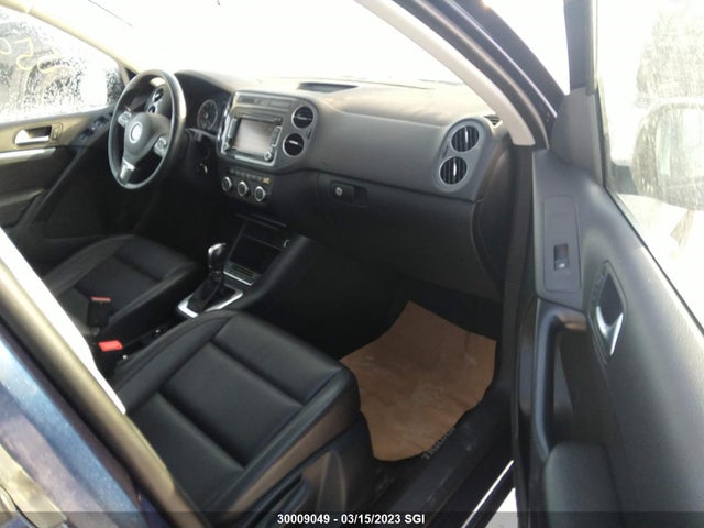 WVGJV7AX3FW508300 Volkswagen Tiguan S/se/sel/r-line