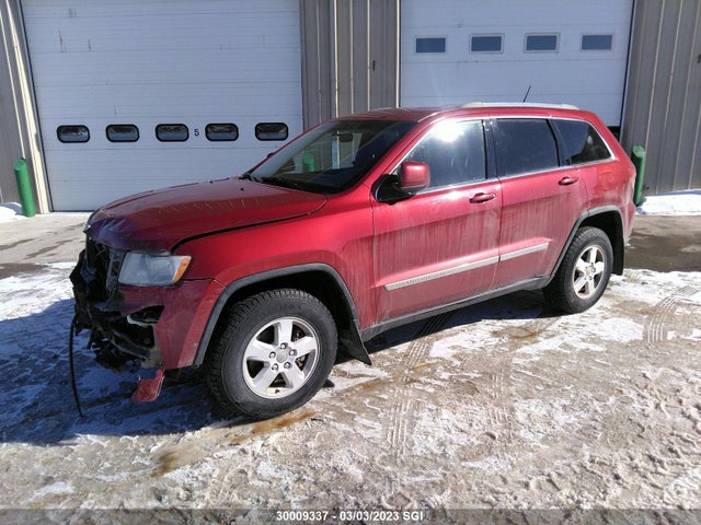 Jeep Grand Cherokee Laredo 2011 1J4RR4GGXBC654507 Image 2