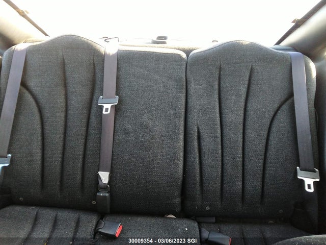 Chevrolet Cavalier 2004 1G1JC12FX47225518 Image 9