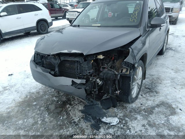 WVGJV3AX4EW550630 Volkswagen Tiguan S/se/sel/r-line
