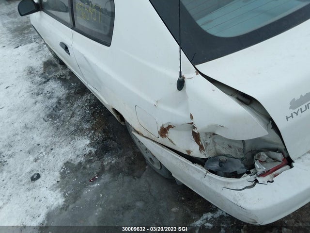 Hyundai ACCENT GS 2002 KMHCG35G32U205352 Image 7