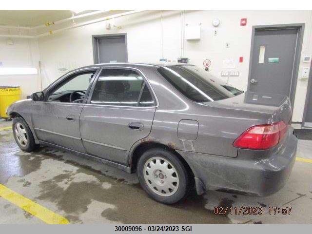 Honda ACCORD EX 1998 1HGCG5658WA800154 Image 3