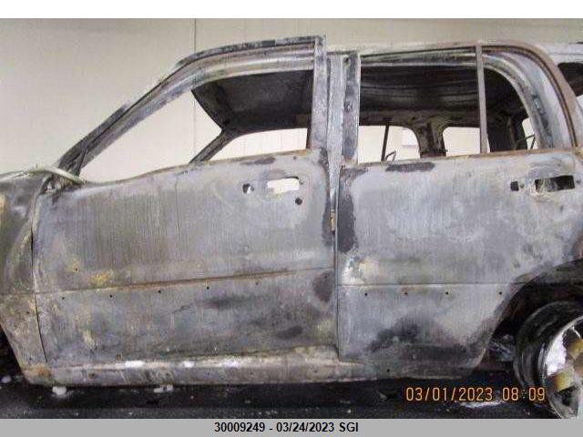Chevrolet Tracker 2002 2CNBJ13C026915681 Image 3