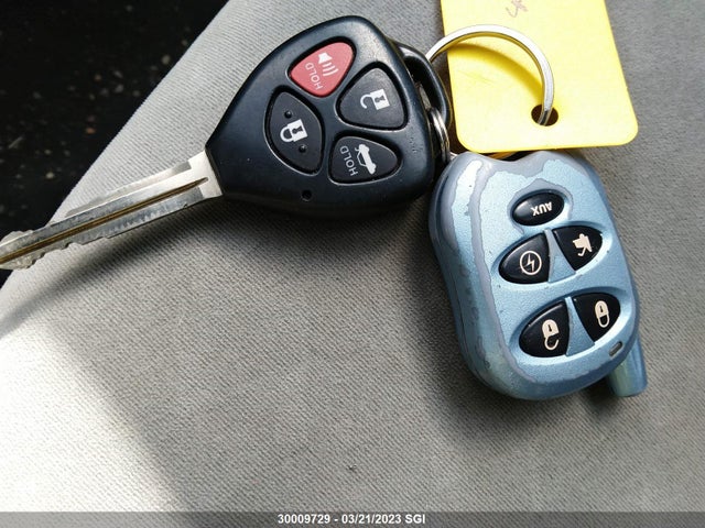 Toyota Corolla S/le/xle 2010 2T1BU4EEXAC394994 Image 3